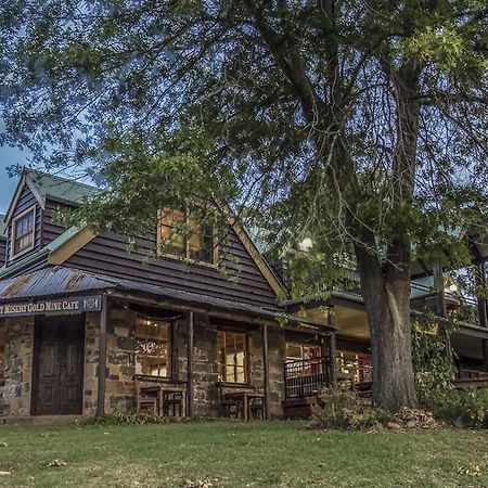 Gold Mine Guest House And Cafe Nundle Exterior foto